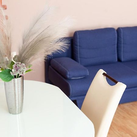Leogrand Apartments Svobody 33 Lviv Ngoại thất bức ảnh